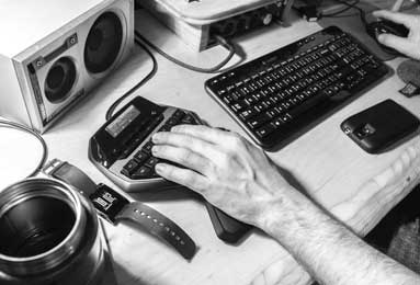 3球狂胜太燃！利物浦零封黑马，多线冲冠能否一黑到底？